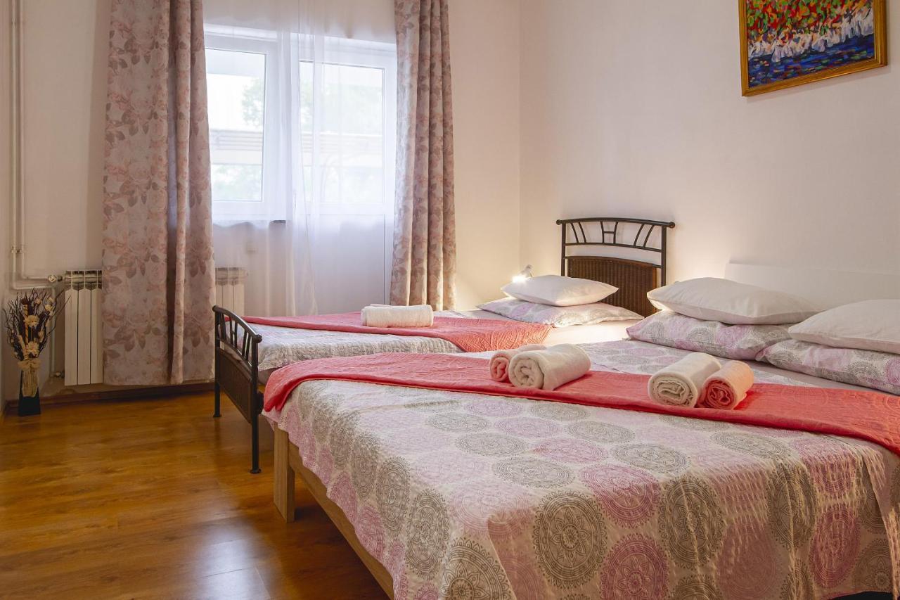 Apartmani Justic Njivice Exteriör bild