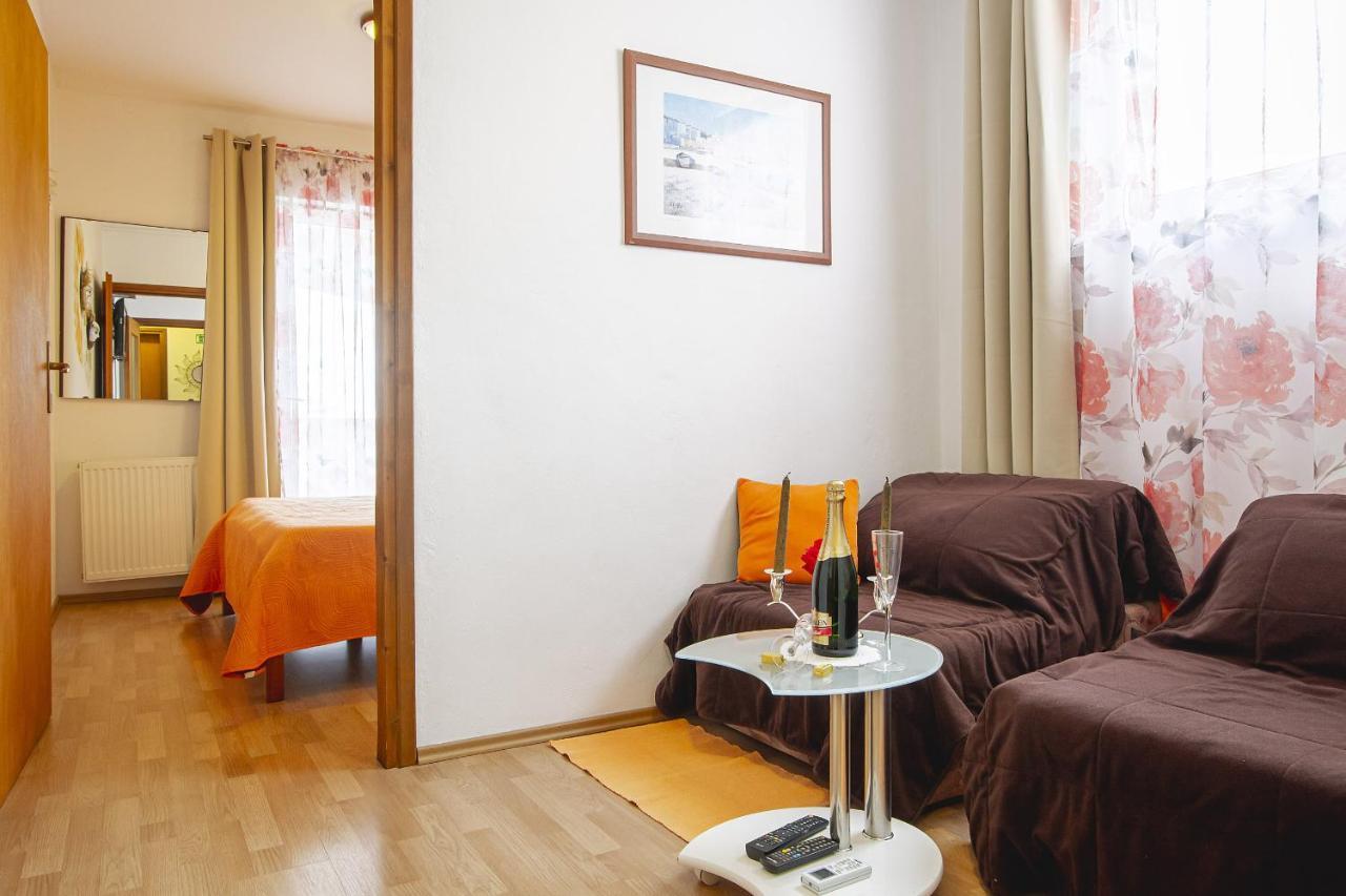 Apartmani Justic Njivice Exteriör bild